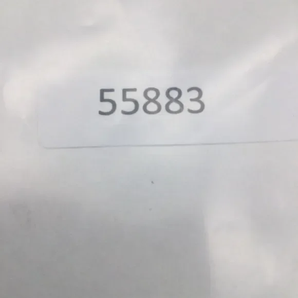 Vintage Guess Watch Women 20mm Gold Tone Tank 1993 Leather Band New Battery - Picture 13 of 13